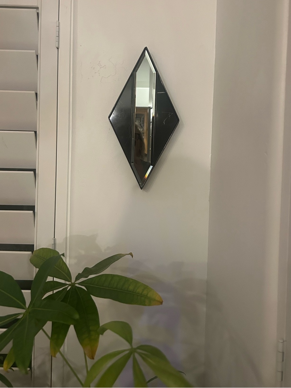 Vintage Diamond -Shaped Black Wall Mirror with granite veining